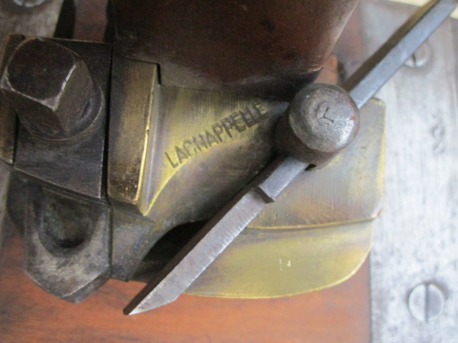 Tous les outils: Spezieller antiker Holzhobel – D'occasion à Heimberg par Lupo57 1
