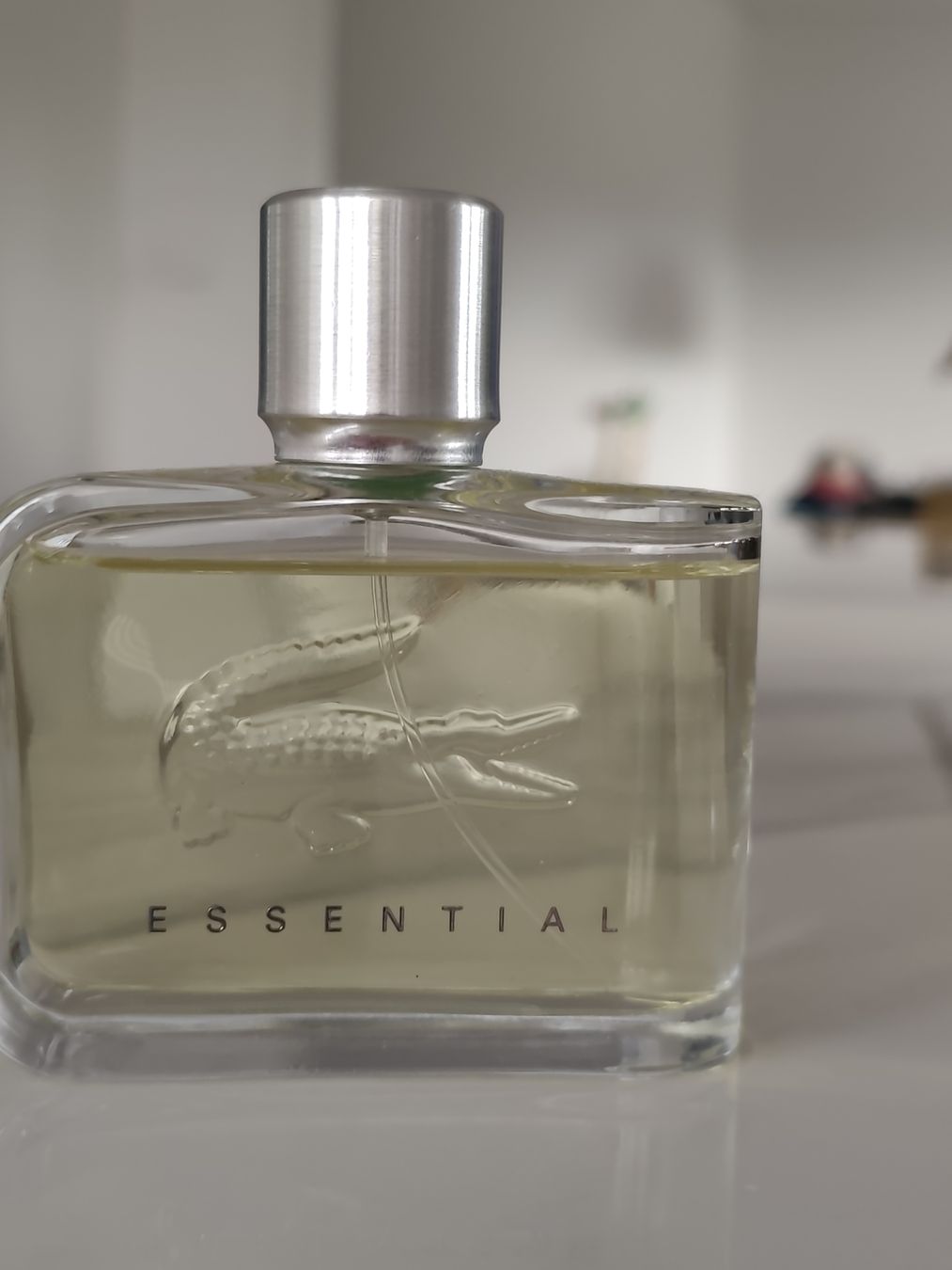 Lacoste Parfum & Eau de Toilette: Parfume Lacoste Essential 75ml edt – Gebraucht aus Männedorf von Ursik_OnlineShop