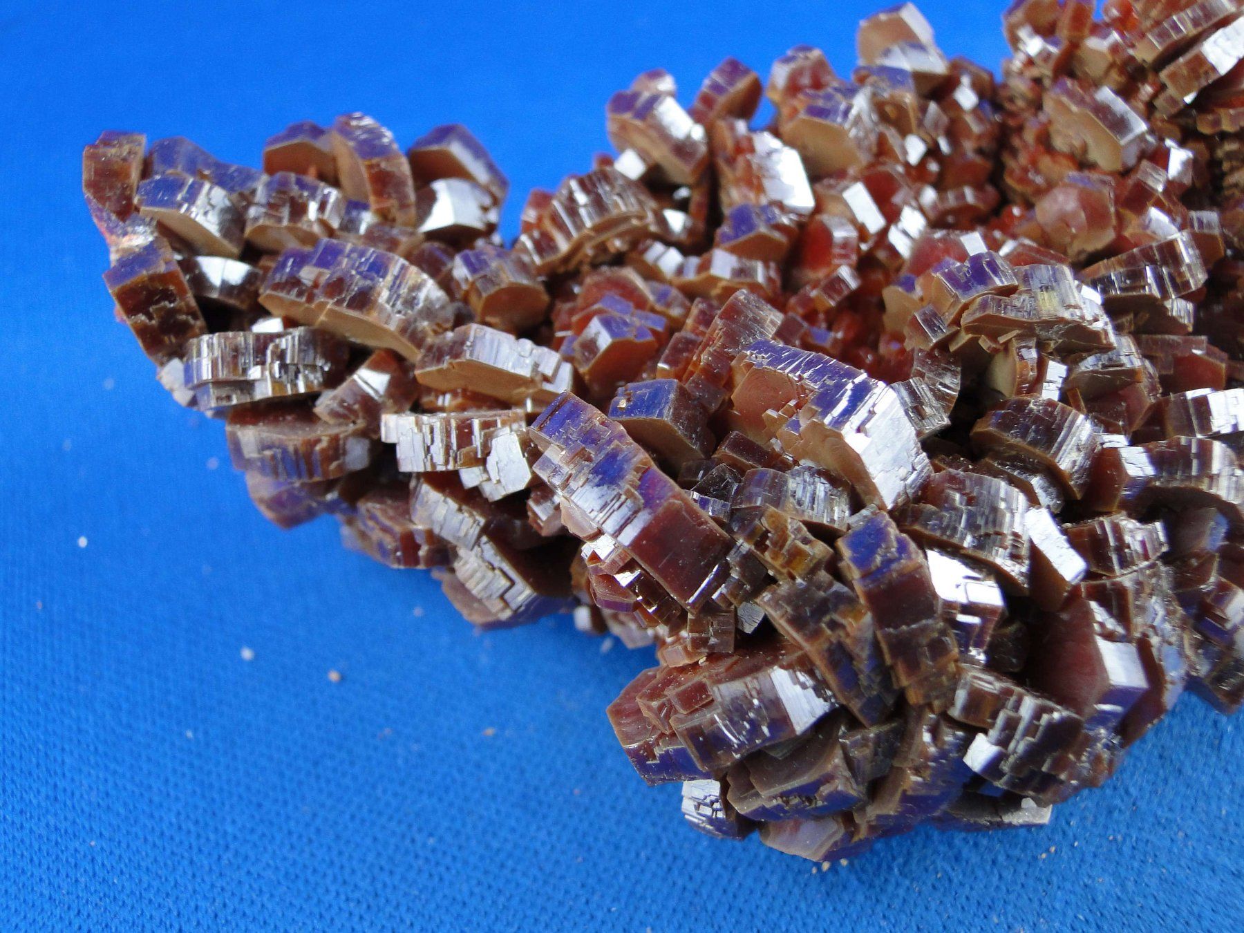 Mineralien & Heilsteine: Vanadinit – Gebraucht aus Schinznach Bad von Demerald 1