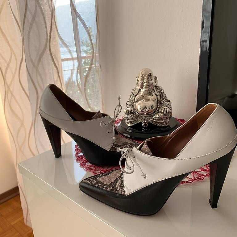 Max Mara Damenschuhe: Max Mara sport n.40 nuovi – Gebraucht aus Paradiso von fio_mhn6 3