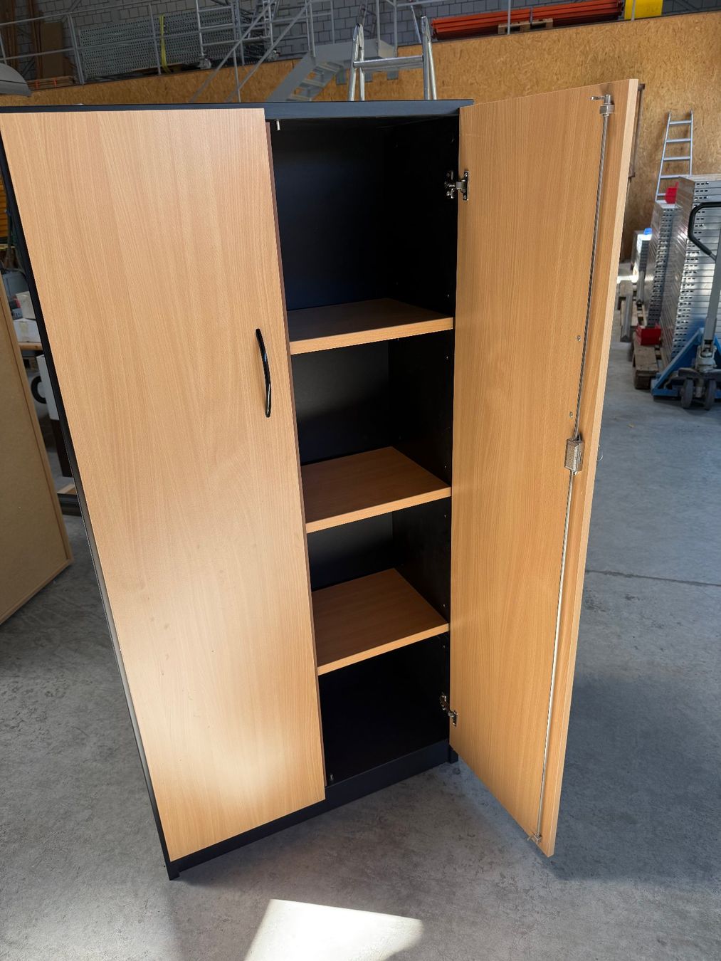 Armoires: Aktenschrank – D'occasion à Stein am Rhein par fab_gsy9 2