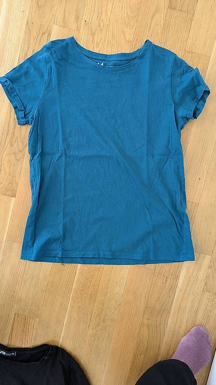 T-shirt: Diverse T-Shirts – Usato da Breitenbach venduto da ani_tc2l 3