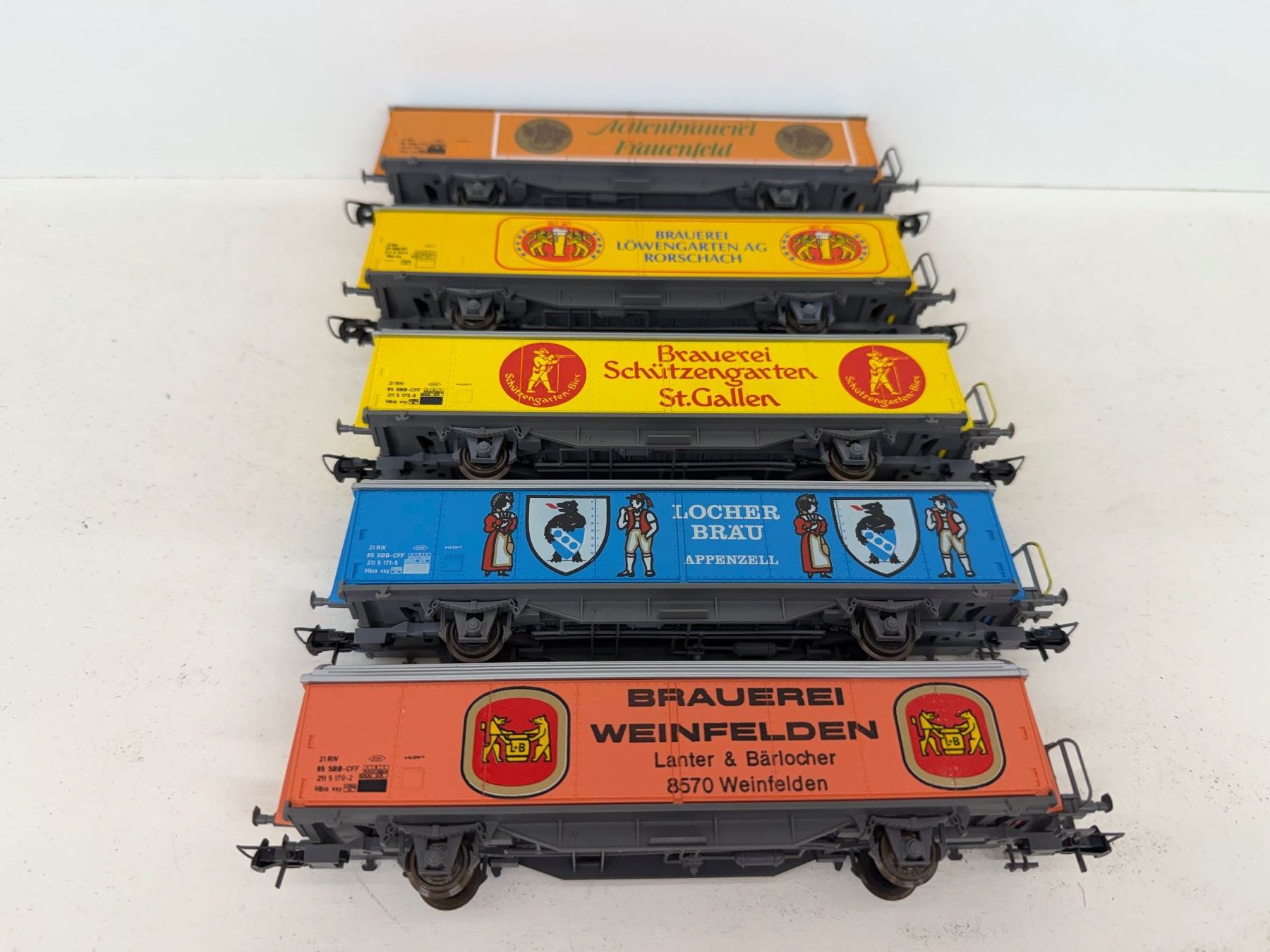 Roco Modellini di ferrovie: Roco  4340K +  291016 Güterwagen Bier - Set SBB – Usato da Büsserach venduto da ModellbahnDepot 1