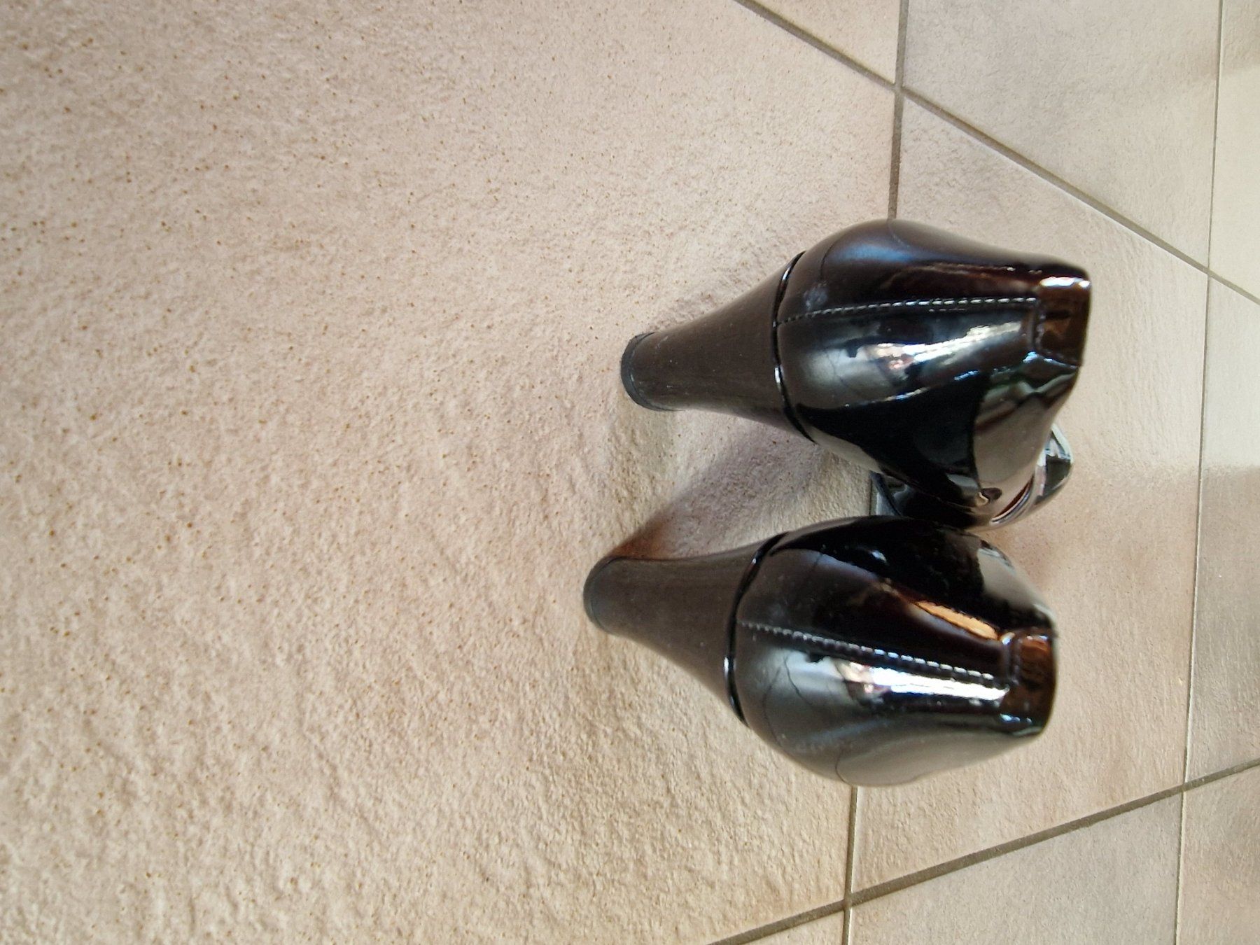 Scarpe da donna: Escarpins vernis noir – Nuovo (secondo la descrizione) da Genève venduto da boudha71 2