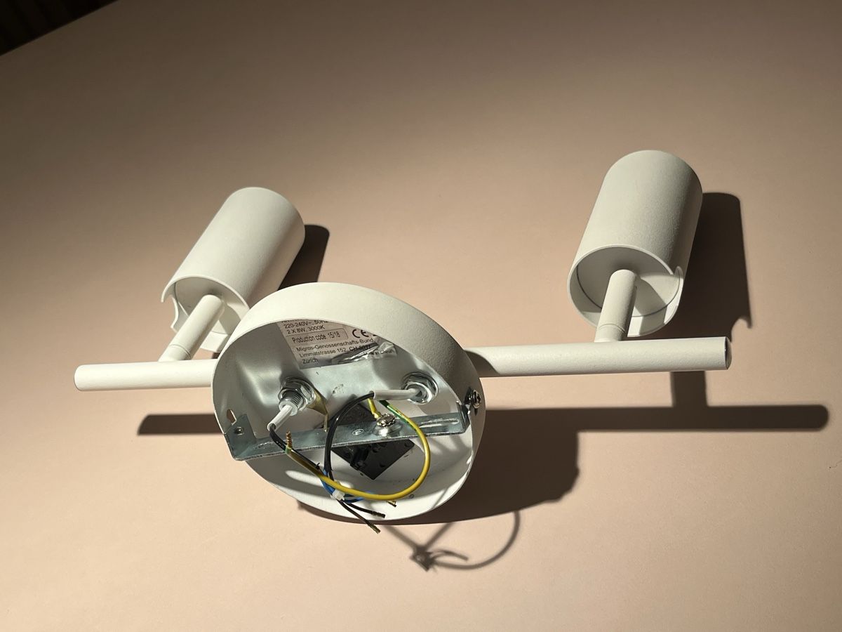 Micasa Kronleuchter & Deckenlampen: Micasa LED Deckenleuchte 2 Spots – Gebraucht aus Zürich von R3nkonsky 8