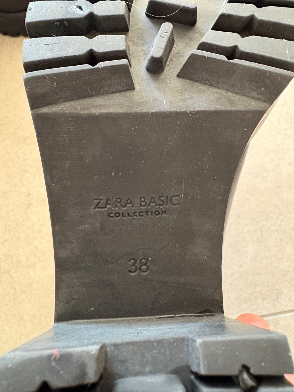 Zara Damenschuhe: Zara Lederstiefeletten Gr. 38 – Gebraucht aus Basel von El_Haraldo 5