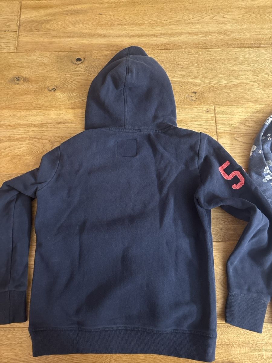 Superdry Maglioni & Felpe: Set 2 Damen Superdry Hoodie, Gr. M – Usato da Wilen b. Wil venduto da b-mountain 4