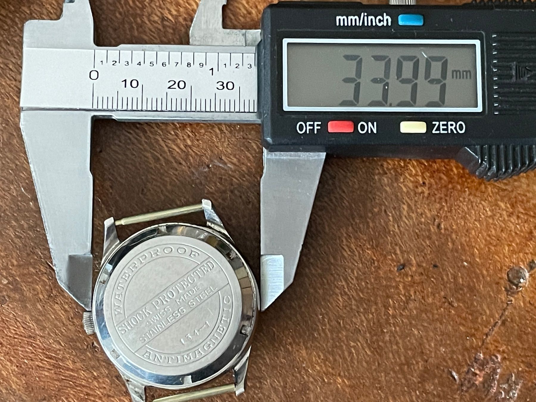 Record Orologi: Record Swiss Vintage Uhr – Usato da lyss venduto da Uhrenparadies 3