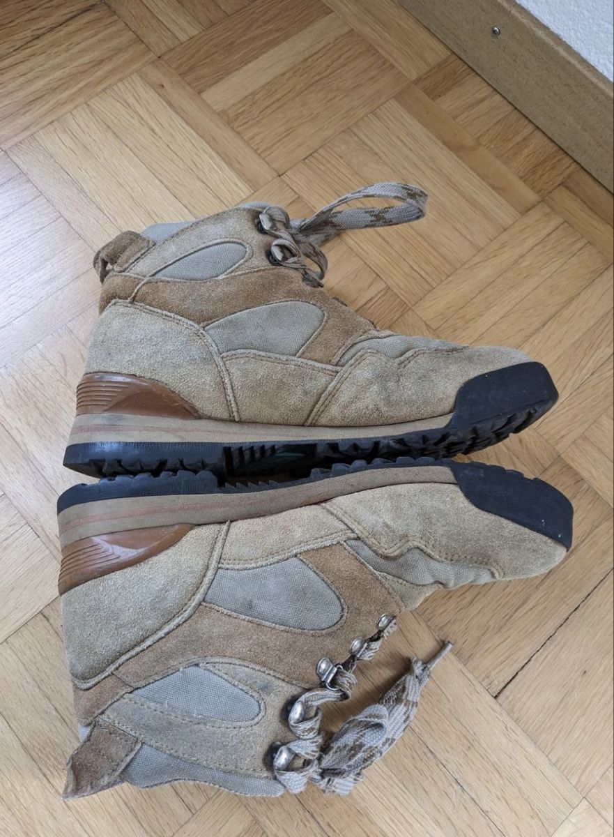 Salomon Damenschuhe: Salomon Vintage Wanderschuhe Gr. 38.5 – Gebraucht aus Zürich von sssteyze 2