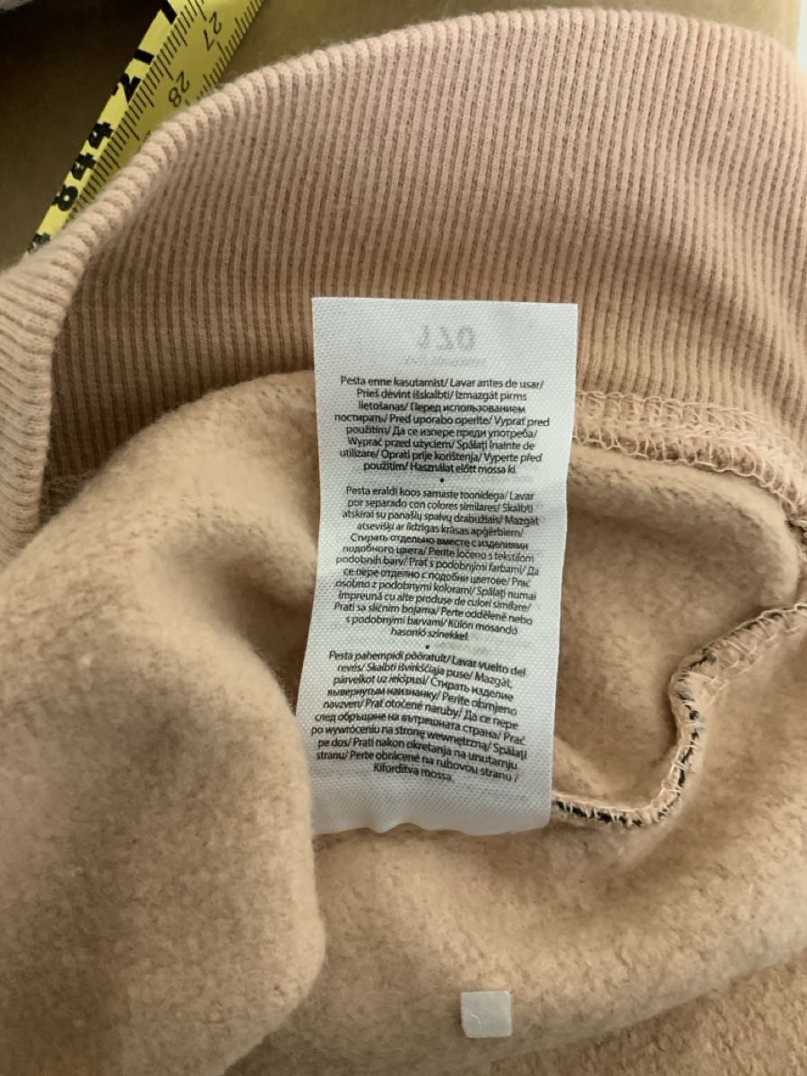 Maglioni & Felpe: Pullover Destination Leo-Muster braun Grösse Sneuwertig – Usato da Wallisellen venduto da AS.TZ. 4