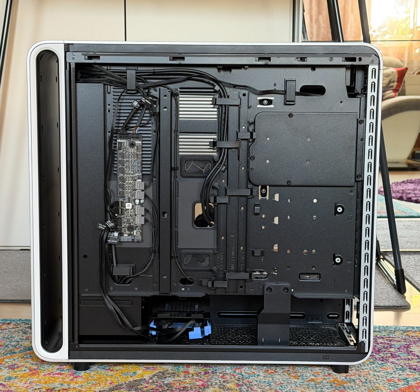 Dell Gehäuse: Alienware Area-51 Case – Gebraucht aus Galmiz von Vual 1