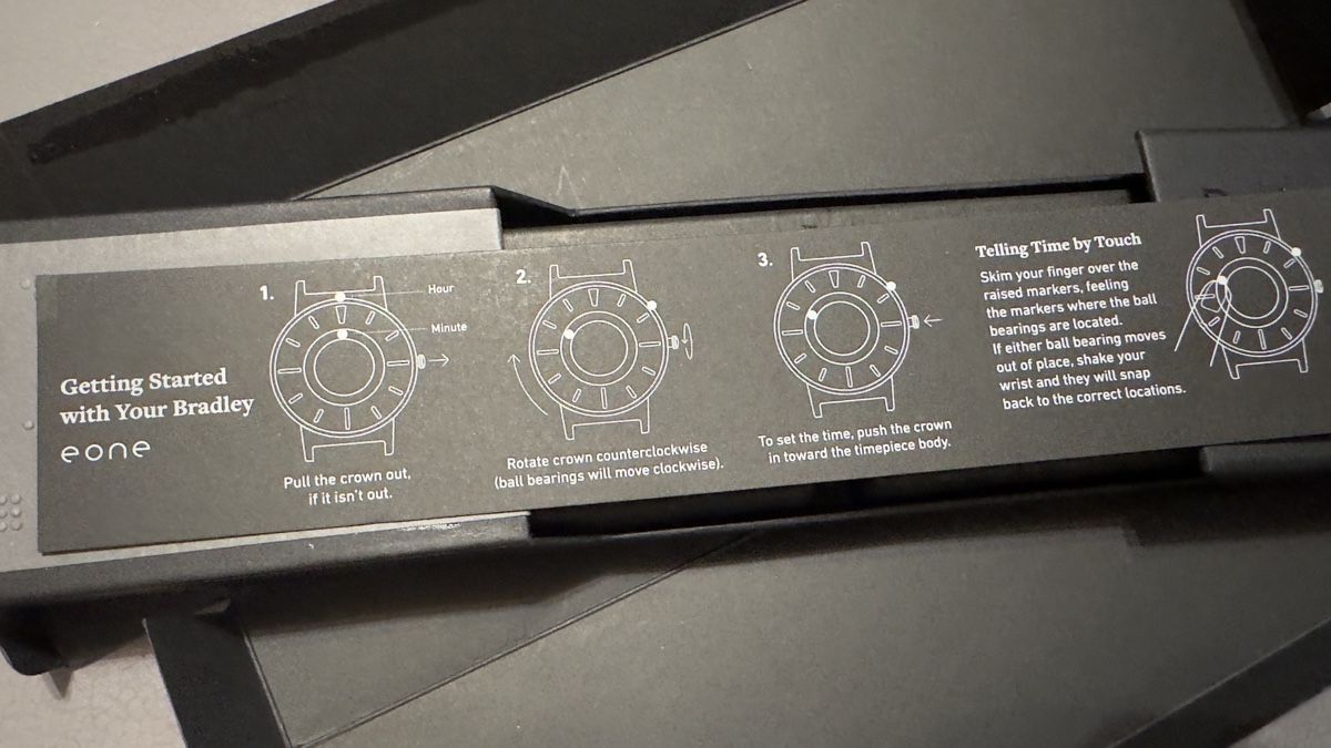 Uhren: Eone Bradley Uhr – Neu und originalverpackt aus Brig von Invert 4