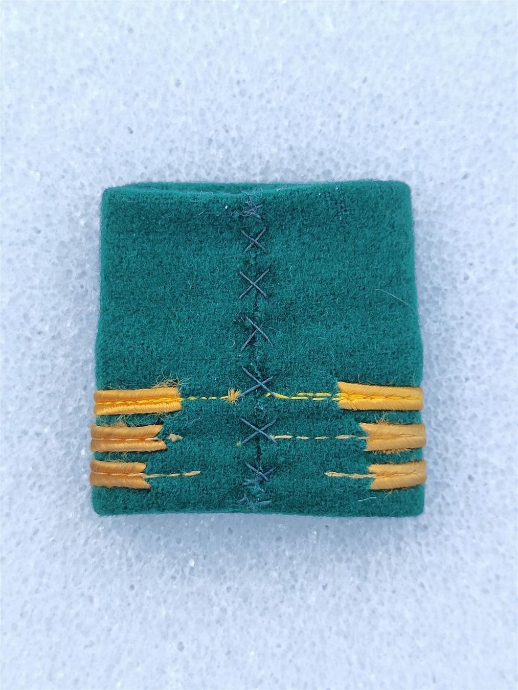 Placchette & Badge: Schulterpatte Hauptmann Bataillon 80 – Usato da Bauma venduto da SwissMilitaria 1