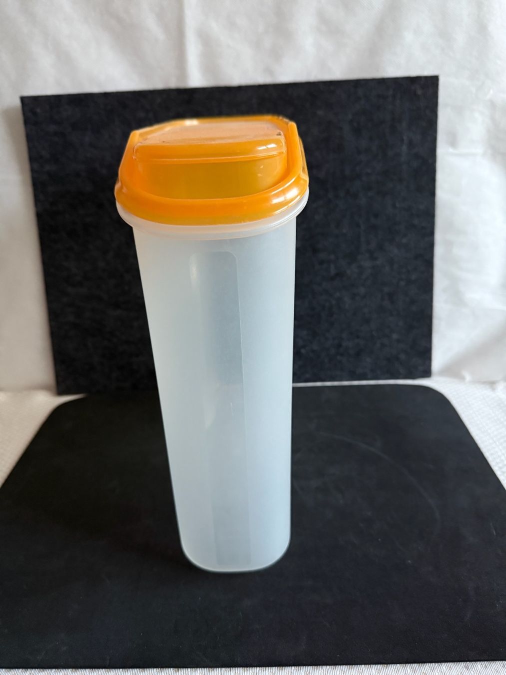 Rotho Recipients et similaires: Rotho - Boîte - 4,1 L – D'occasion à Sion par accroshoes 1