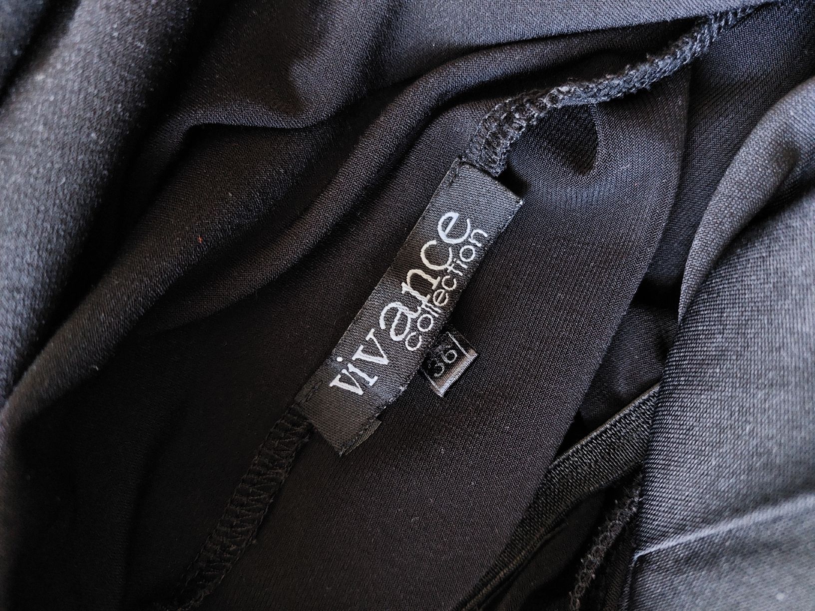 Tute: Schwarzer Jumpsuit, Gr. 36, elegant & bequem – Usato da Horgen venduto da prinza 5