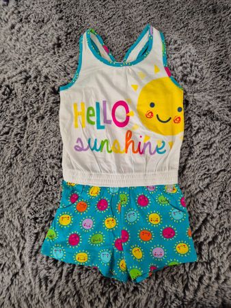 Neuer Sommerlicher Jumpsuit Grösse 80