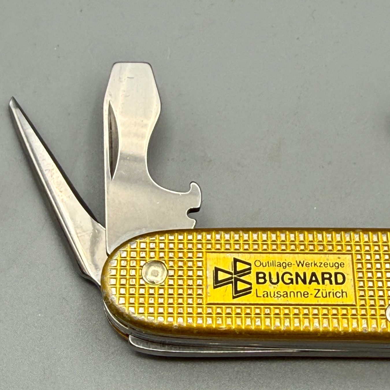 Victorinox Coltelli tascabile: Sackmesser Bugnard Victorinox – Usato da Ueberstorf venduto da Brocandi 4