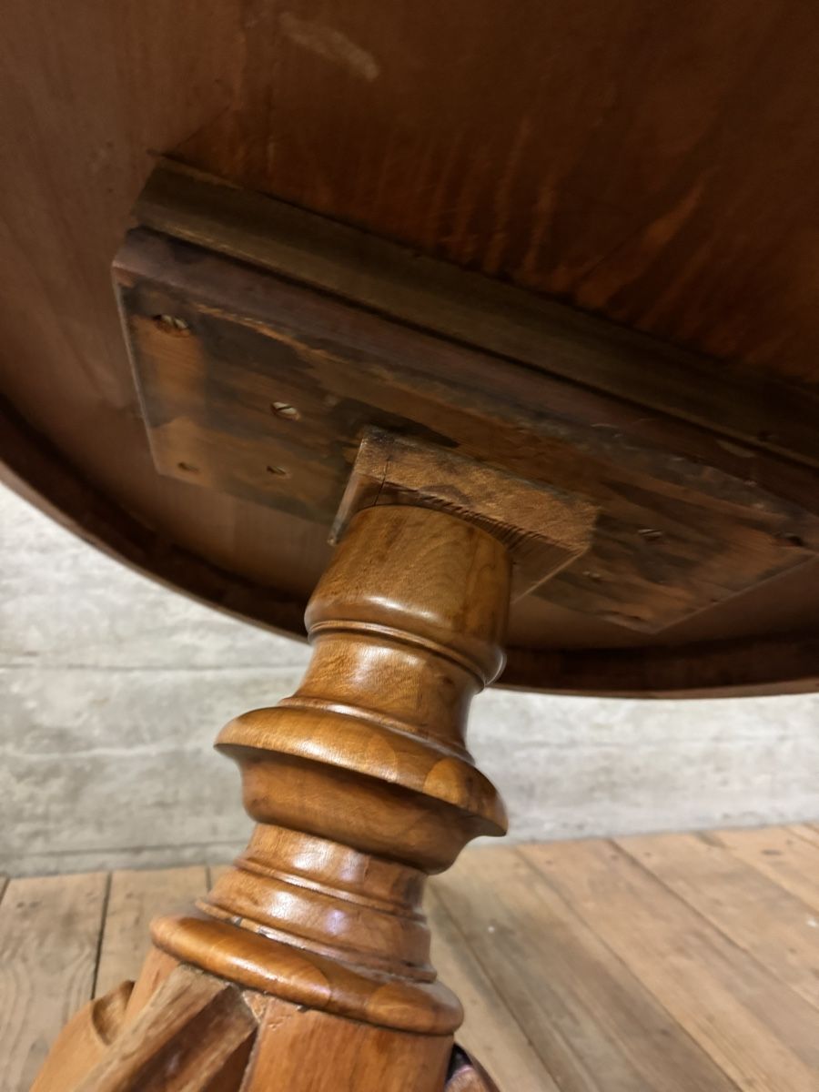 Tavoli: Salontisch Antik Biedermeier – Usato da Münchenstein venduto da Eclipse6 7