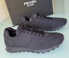 PRADA Re Nylon Runner Schwarz Canvas Low Sneakers 41 NEUE