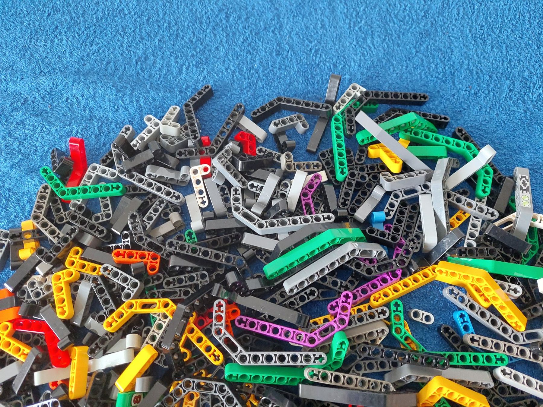 Lego Jeux de construction: Lego Technic Balken ein Sack voll – D'occasion à Altenrhein par schalumpfi 1