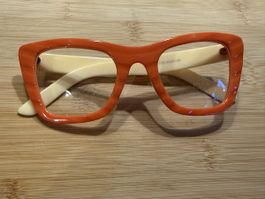 Orange Brille im Retro-Stil