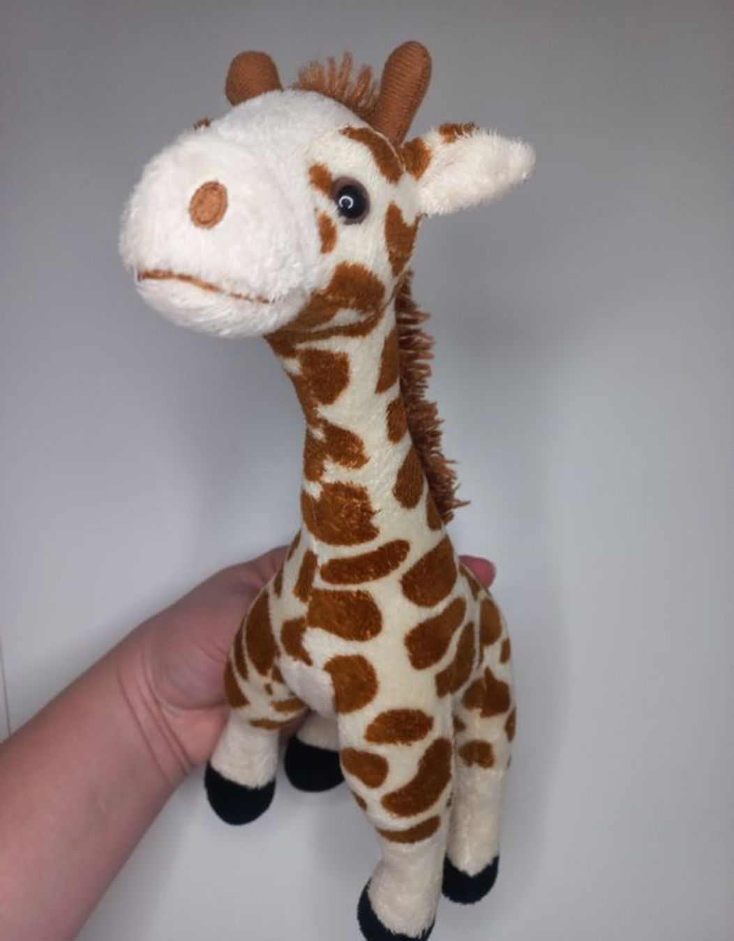 Giocattoli: Süsse Plüschgiraffe - PMSA AG – Usato da Wangen b. Olten venduto da SecondStory4u