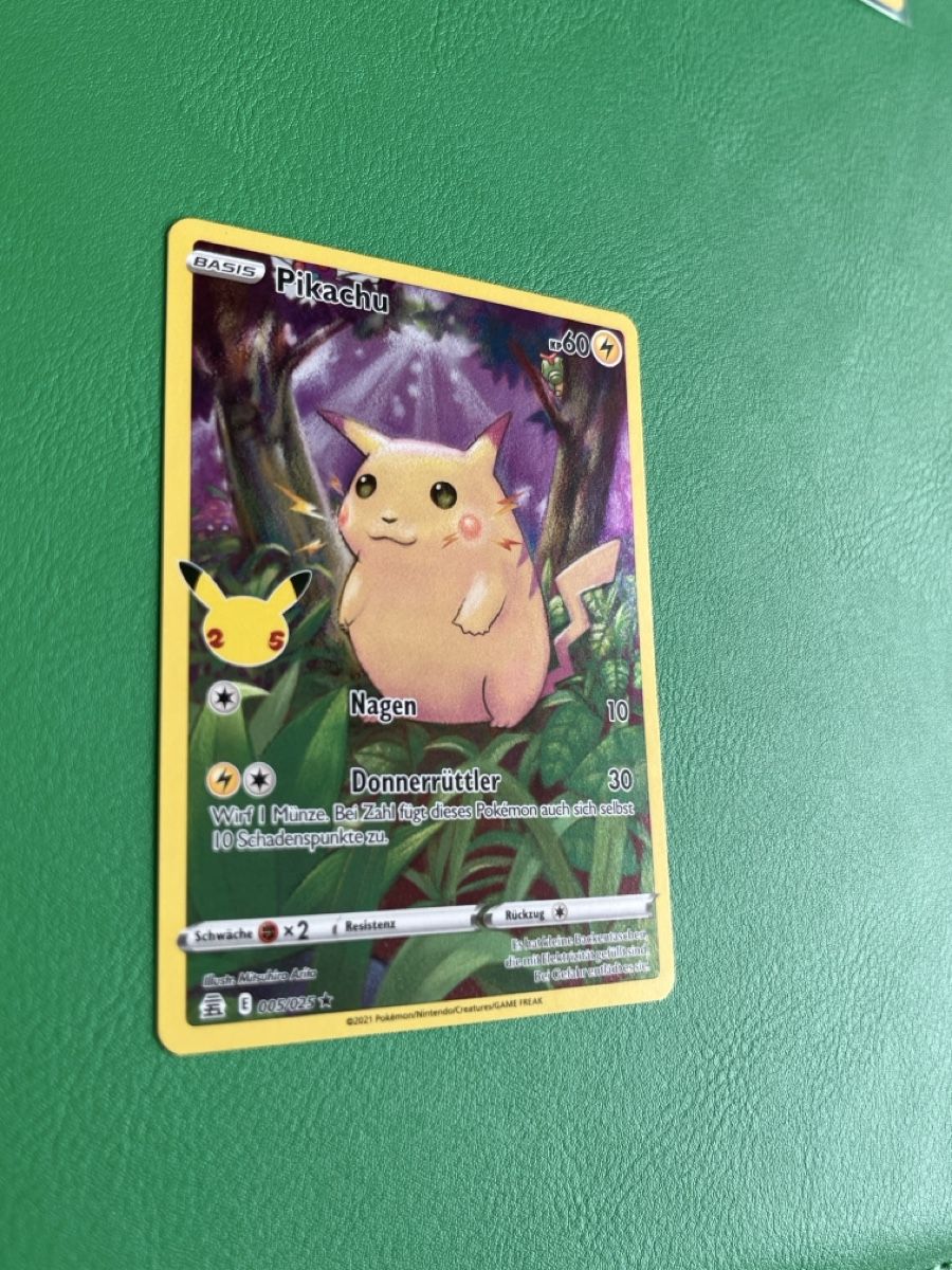Pokémon Carte collezionabili: Pokemon Pikachu Celebrations 005/025 DE – Nuovo (secondo la descrizione) da Lommiswil venduto da diti_89 2