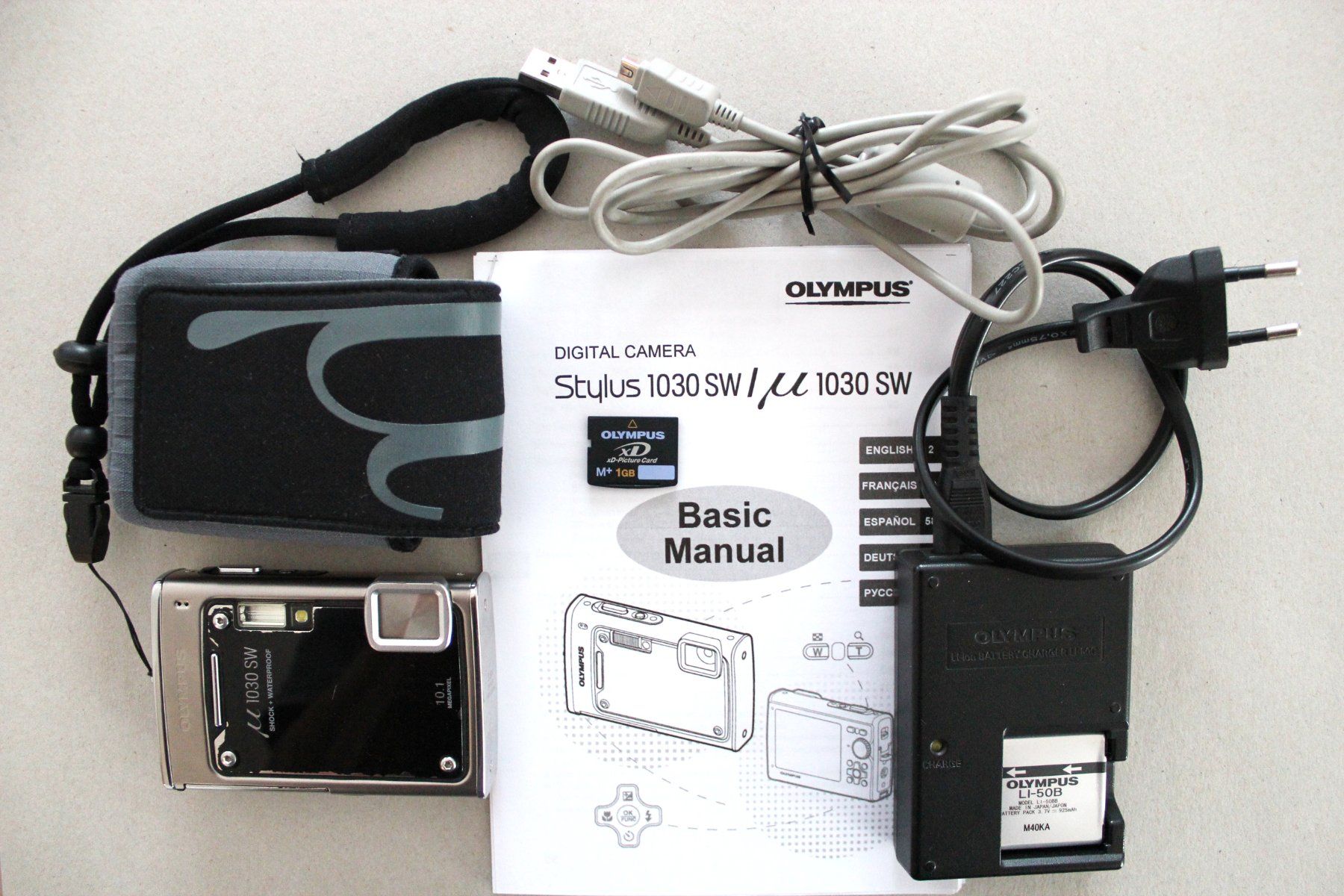 Olympus Fotocamera: Olympus Camera 1030 SW Shok und Waterproof – Usato da Steckborn venduto da Lago48 3