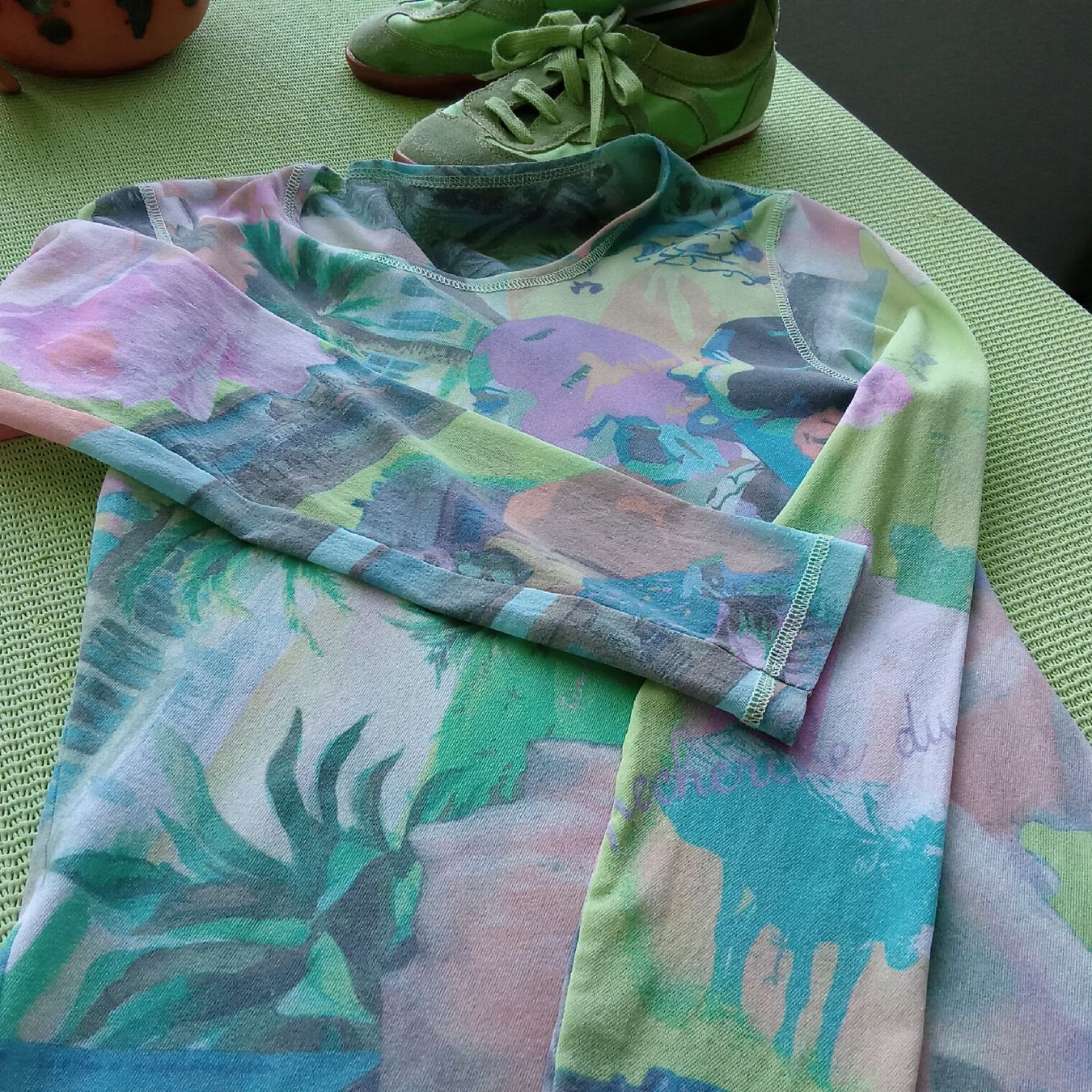 Lotti di vestiti: Set:  ein Hauch von Da.-Shirt mit farblich passendem Schuh – Usato da Frauenfeld venduto da clausi 1