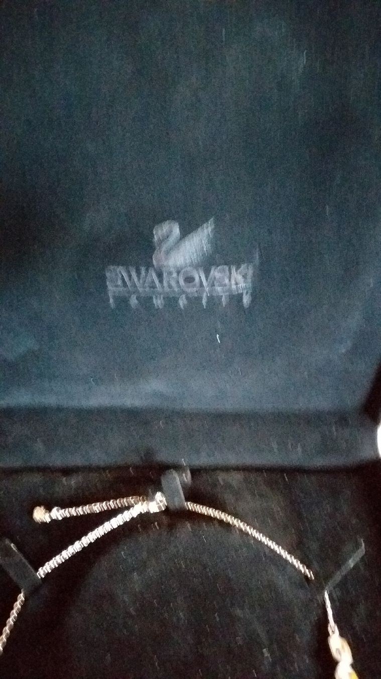 Swarovski Colliers: Swarovski Collier – D'occasion à Wünnewil par 04Blume 1