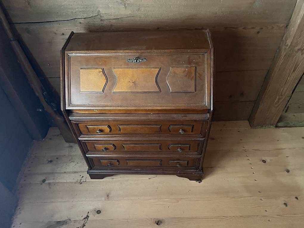 Commodes: Alte Komode – D'occasion à Wasen im Emmental par fix87