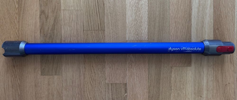 Dyson V10 Saugrohr Wackelt