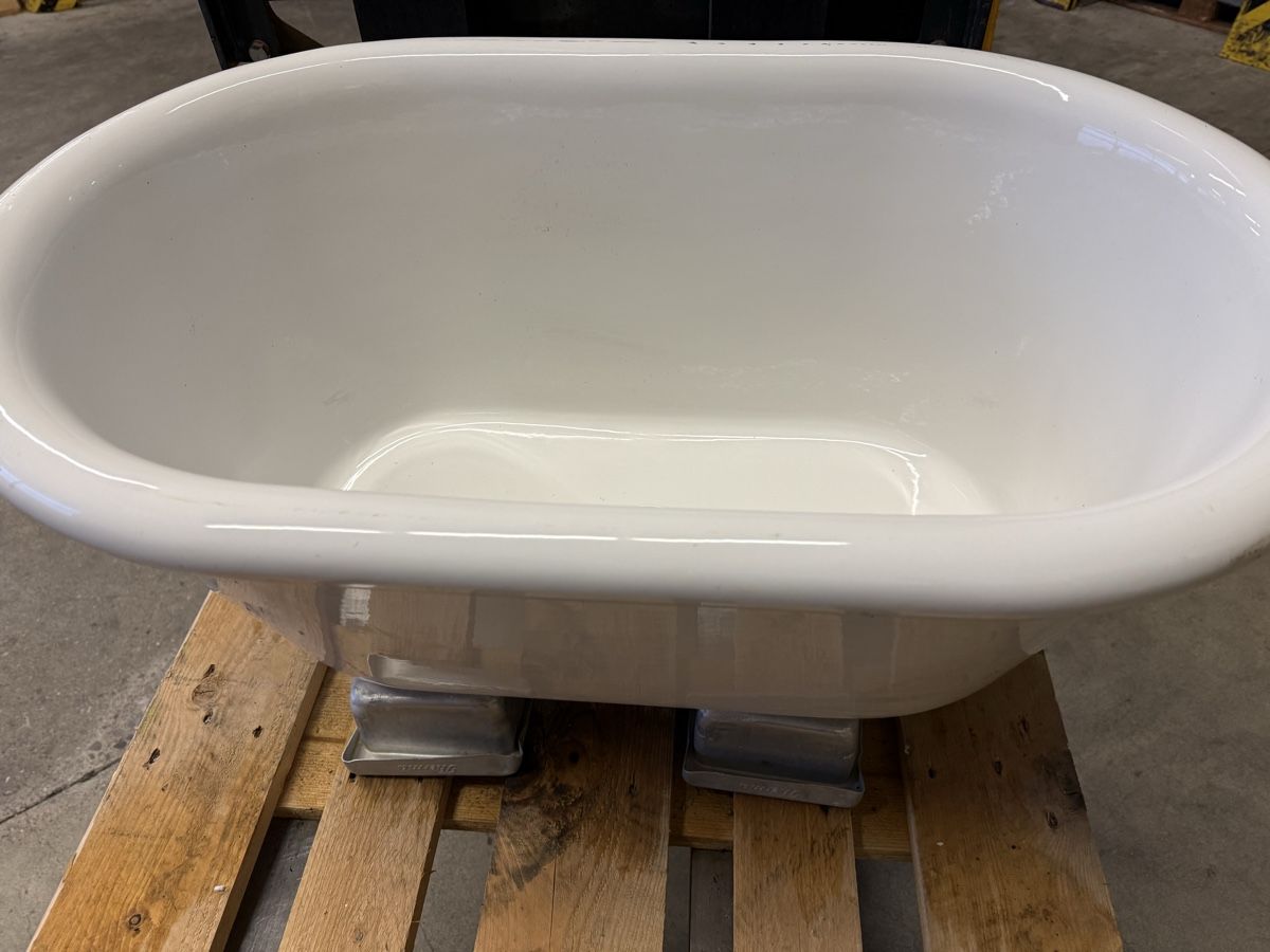 Vasche da bagno: Badewanne – Usato da Horriwil venduto da Carrera68 1