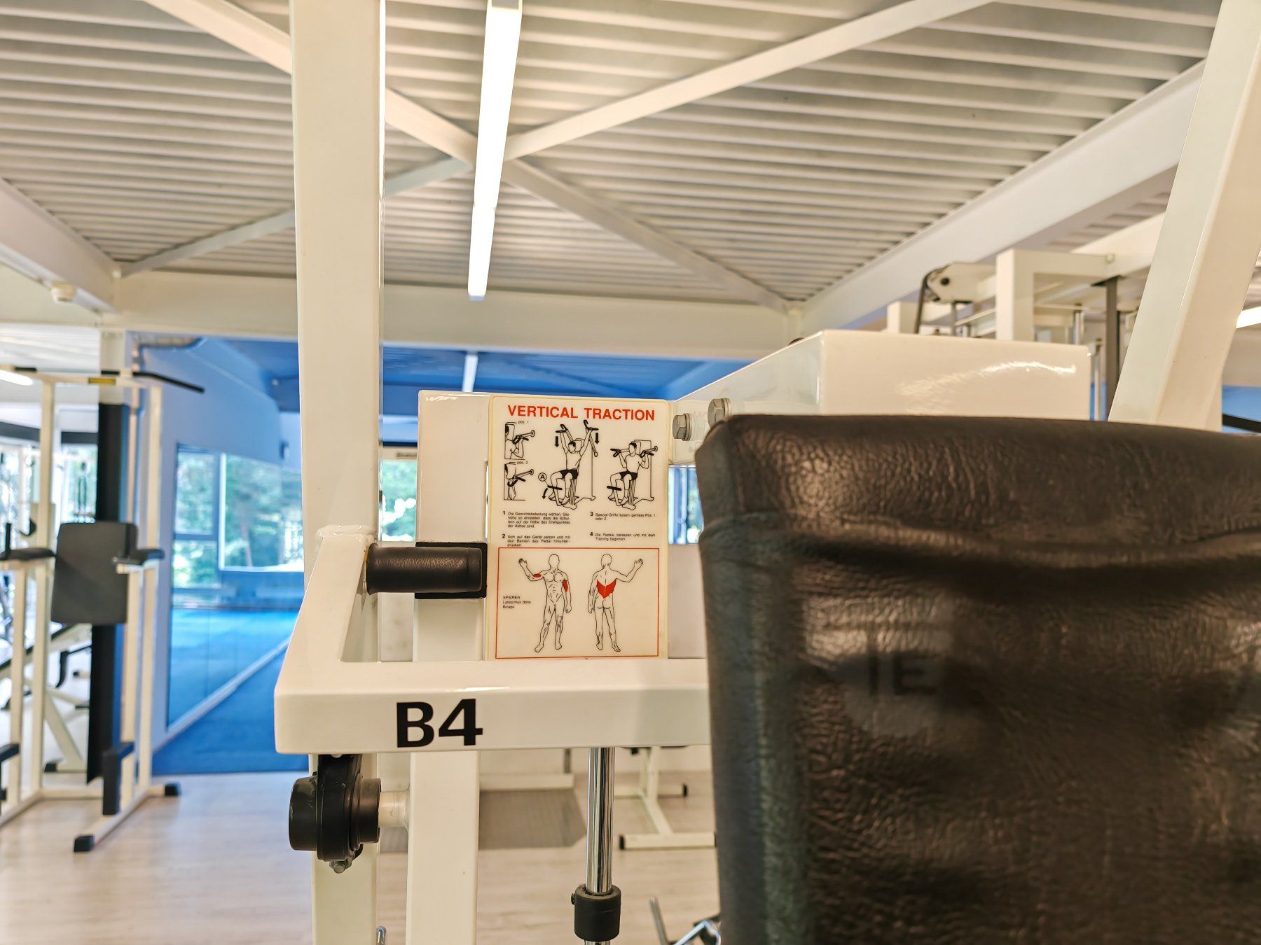 Hometrainer: Vertical Traction (Vertikalzug-Maschine) – Usato da Bern venduto da Sudowudo 1