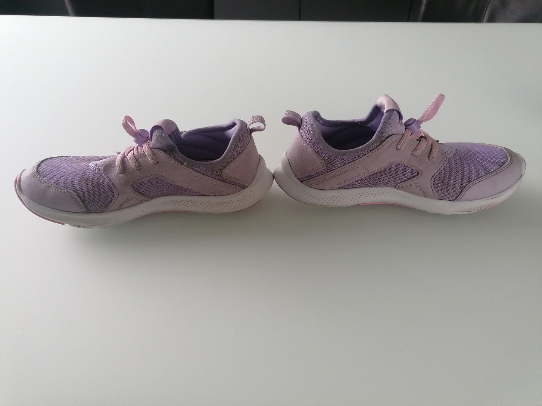 Schuhe für Mädchen: Girl Turnschuhe 36 – Gebraucht aus Uster von Smilla07 2