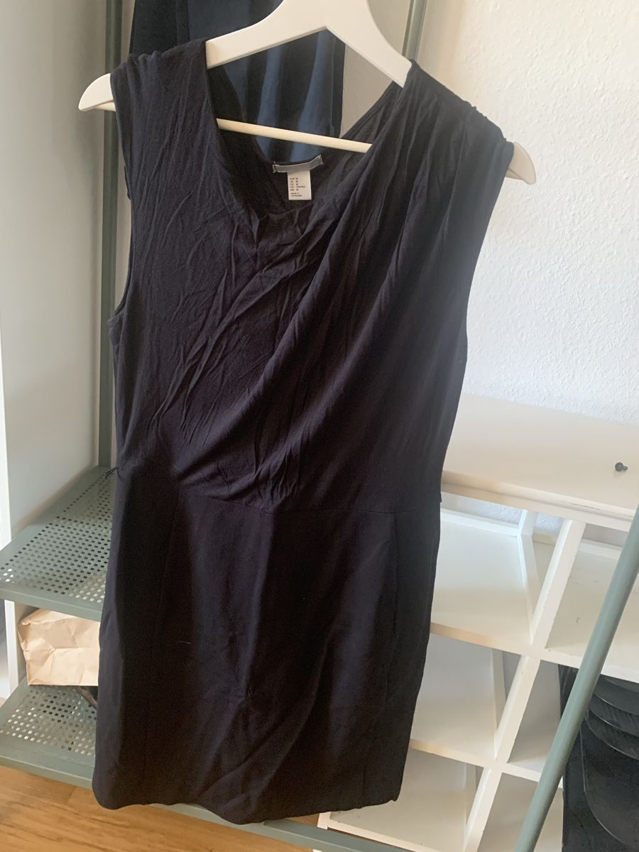 Vestiti: Schwarzes H&M Kleid, Grösse M – Usato da Basel venduto da ari_xy65