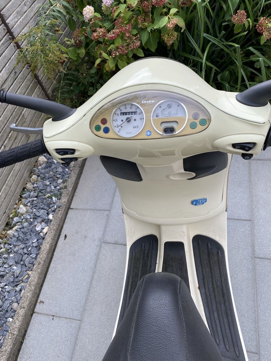 Piaggio Sonstige: PIAGGIO Vespa ET2 Carb. – Gebraucht aus Wiesendangen von iritreu 2