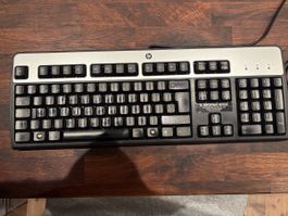 HP Tastatur kabelgebunden mit PS/2 Anschluss gebraucht