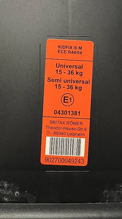 Seggiolini per auto: Kindersitz Britax Römer Kidfix 3 M – Usato da Therwil venduto da StephaniePoloni 3