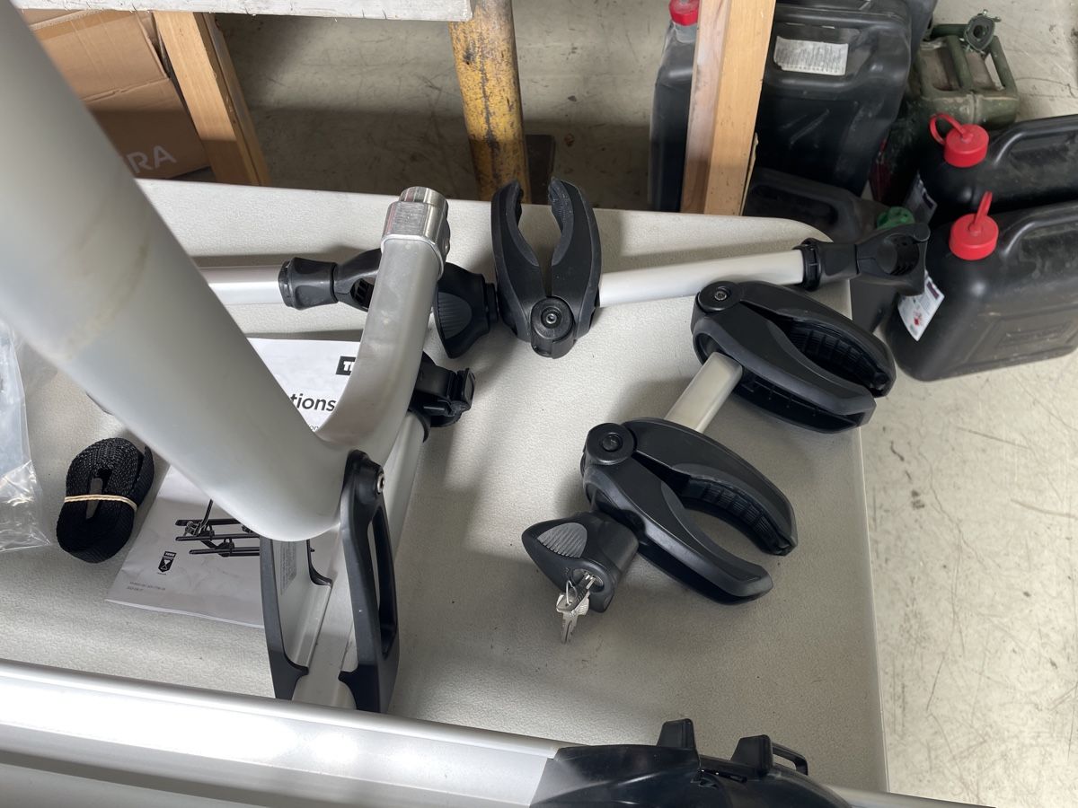 Thule Supporti per biciclette: 4er Fahrradträger Thule – Usato da Flaach venduto da Binz 3