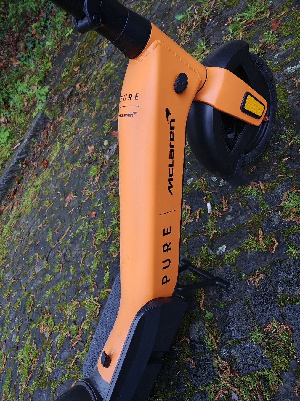 Veicoli elettrici: McLaren x Puré E Scooter Papaya – Nuovo (secondo la descrizione) da Basel venduto da Mario1123 1