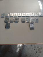 Buchstaben und Zahlen Schablonen Metall   guter Zustand.