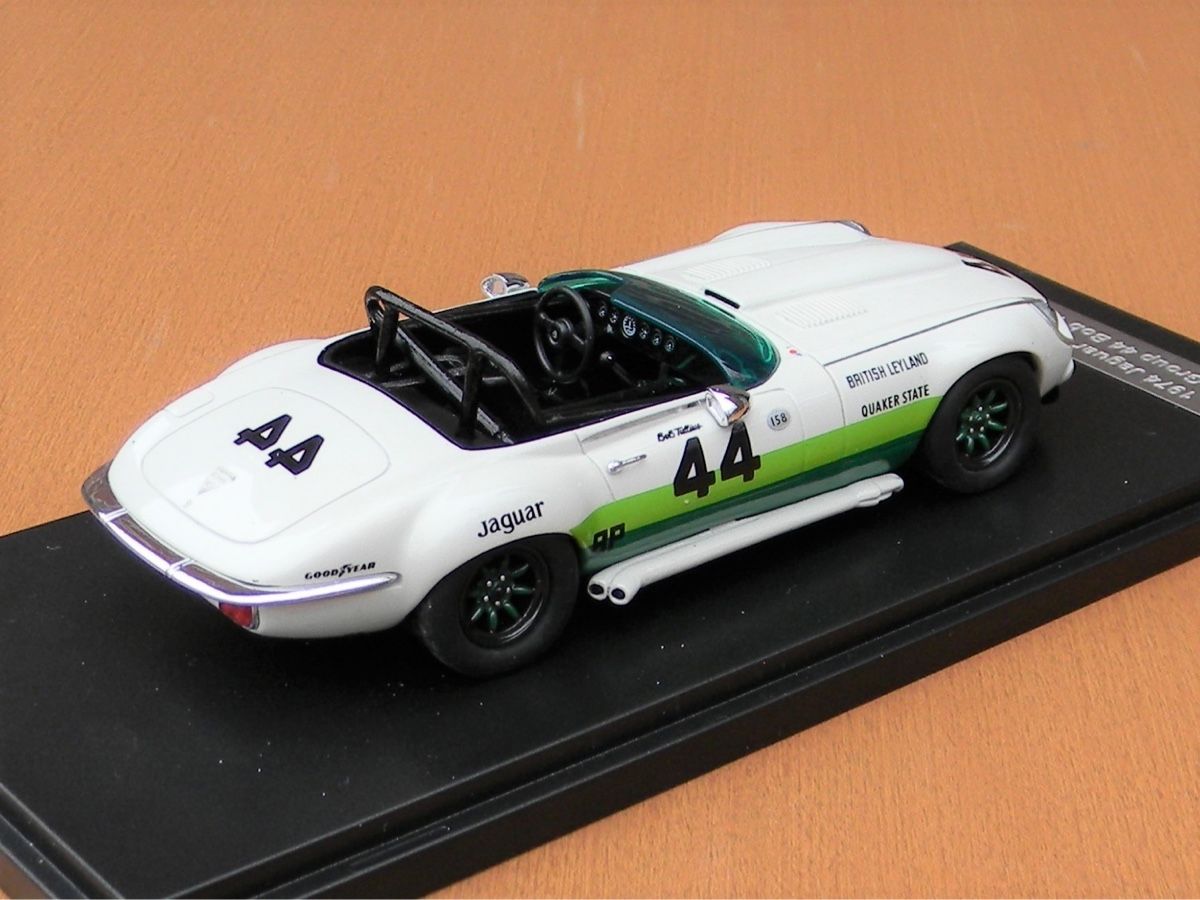 Jaguar Modellini d'auto: Jaguar E-Type V12 (Group 44 Bob Tullius 1974) – Nuovo e nell'imballaggio originale da Flawil venduto da Imperiosud 2