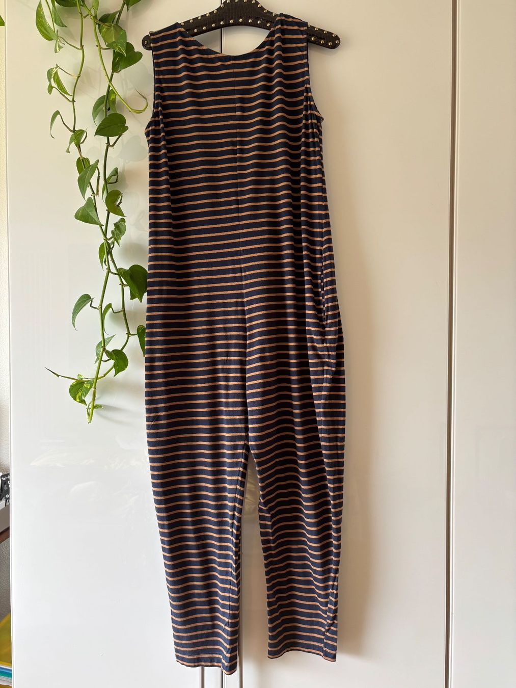 Tute: MAMA B gestreifter Jumpsuit Gr. M – Usato da Zürich venduto da missmodernage