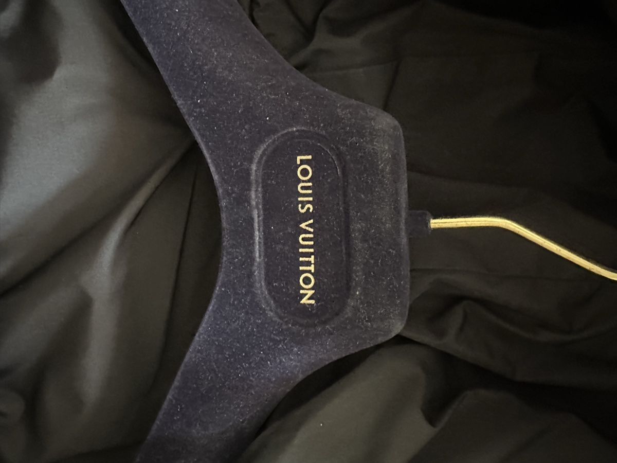 Louis Vuitton Giacche: Louis Vuitton puffer jacket – Usato da Zürich venduto da Miguel-Zurich 2