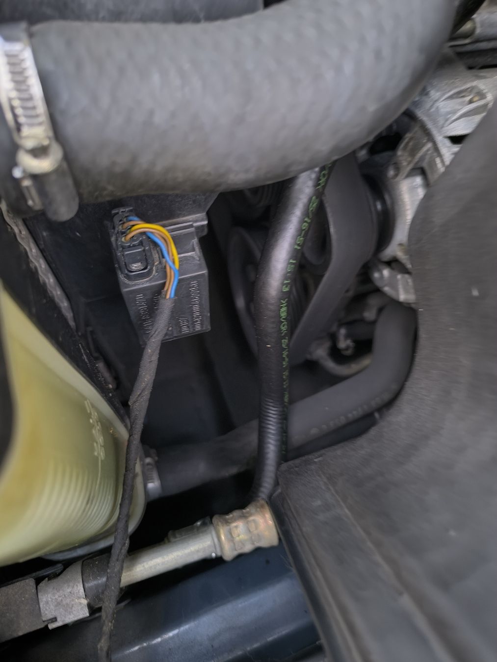 BMW Autos: BMW e39 528 Handschaltung  – Gebraucht aus St. Gallen von hau_5n2n 7