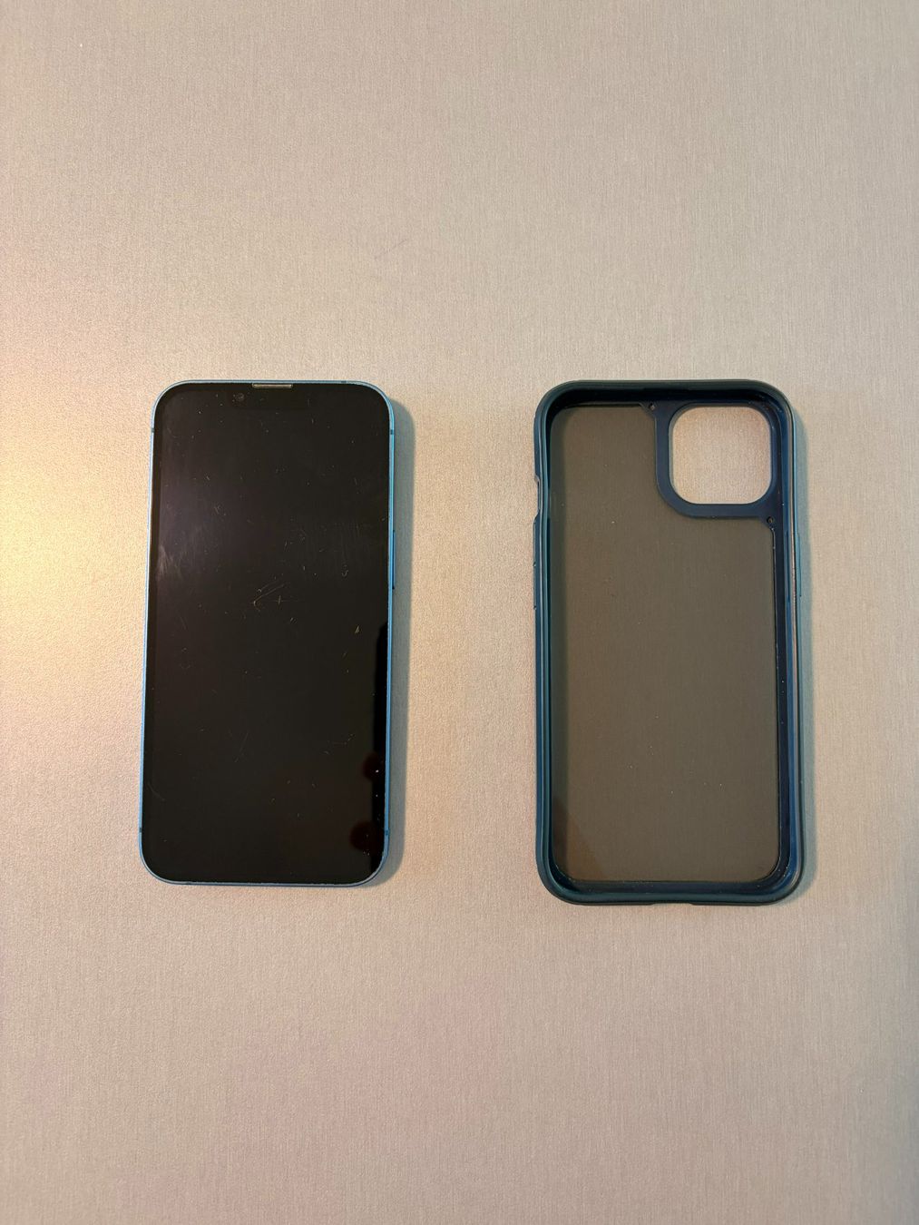 Apple Handys / Smartphones: Iphone 13 , 128 gb – Gebraucht aus Chur von ste_6mw8 1