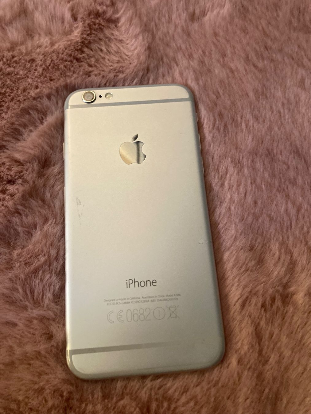 Apple Portables: iPhone 6- défectueux ne s allume plus 📱! – Défectueux à Morges par Vendeuse123456