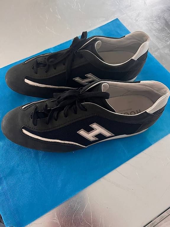 Damenschuhe: HOGAN-Sneaker – Gebraucht aus MINUSIO von Harley55 1