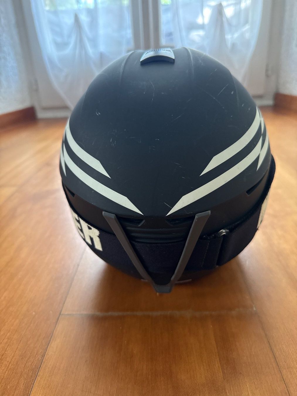 Marker Caschi: Skihelm mit Goggle Marke Marker Schwarz grösse M/58 – Usato da Thalwil venduto da vernasm 2